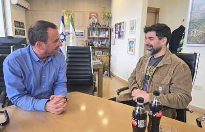 סוגרים את הקיץ בגדול עם מופע ענק של רותם כהן ורוני דלומי
