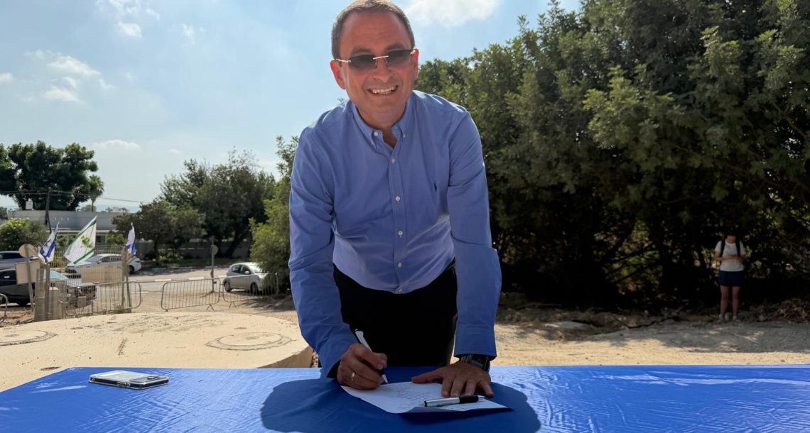 הונחו אבני פינה להקמת 6 כיתות גני ילדים ביקנעם