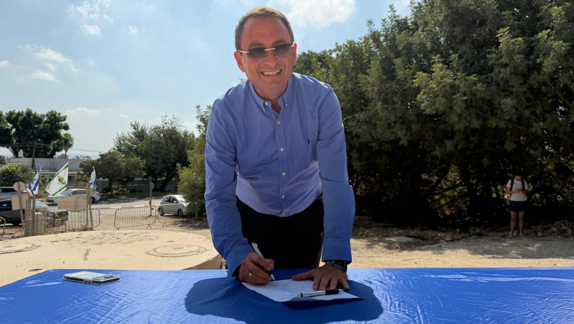 הונחו אבני פינה להקמת 6 כיתות גני ילדים ביקנעם